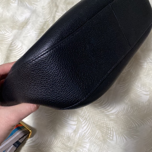 Prada Vitello Bag - Picture 6 of 9